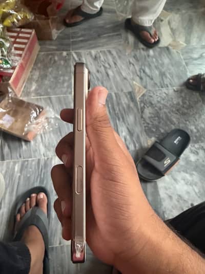 Apple iPhone 16 Pro
