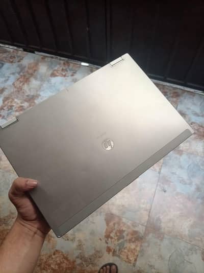 HP laptop For Sale with charger