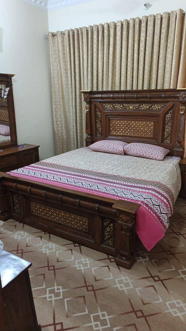 bed side tables 0