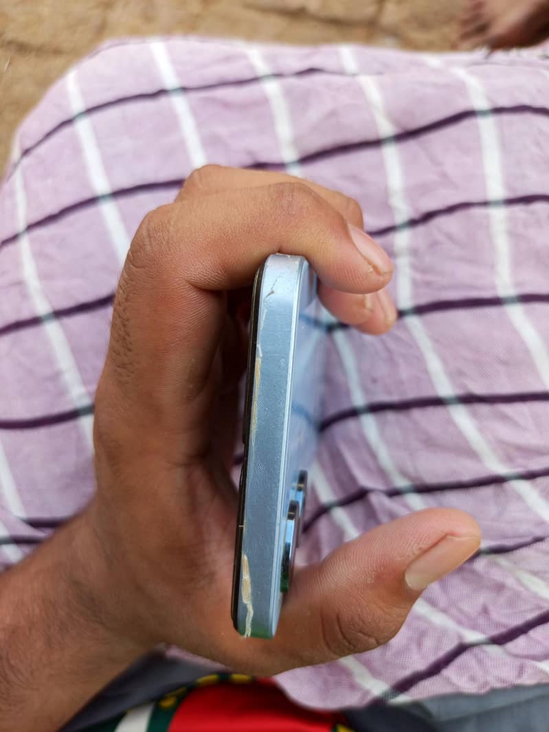 Realme Note 60 3