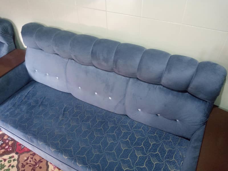 5 seater sofa 3