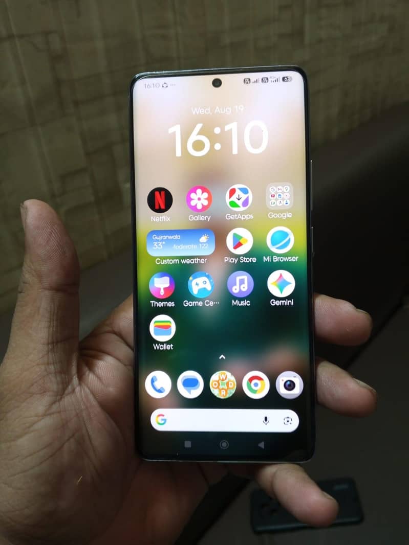 Xiaomi Redmi Note 14 Pro 1
