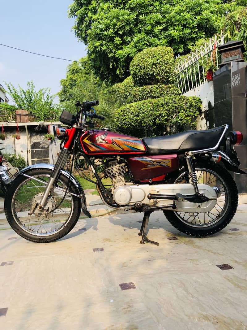 United 125 3