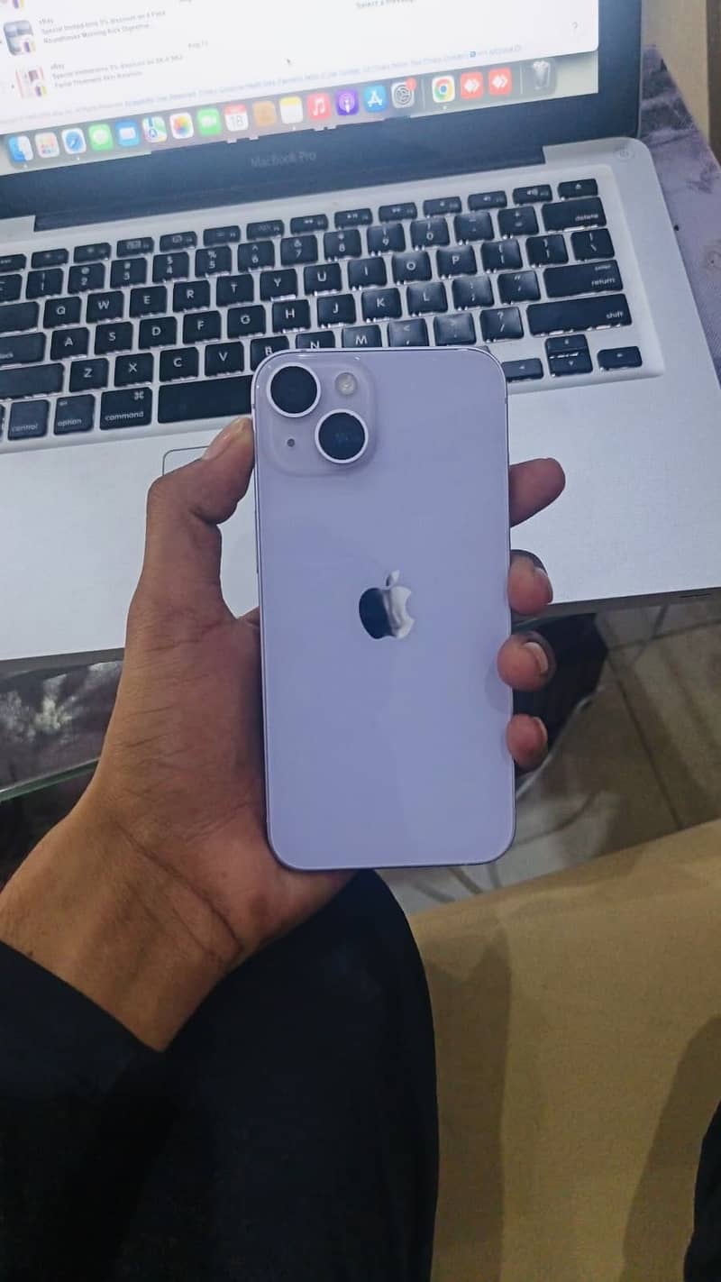 Apple iPhone 14 0