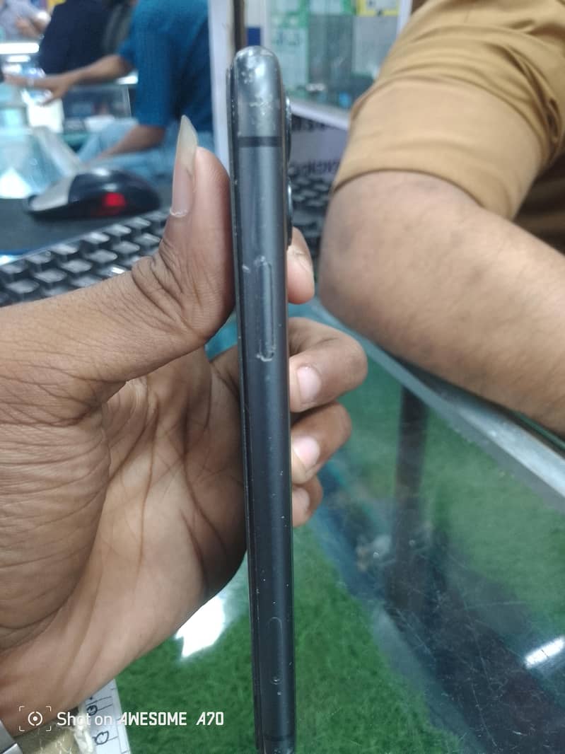 Apple iPhone 11 1