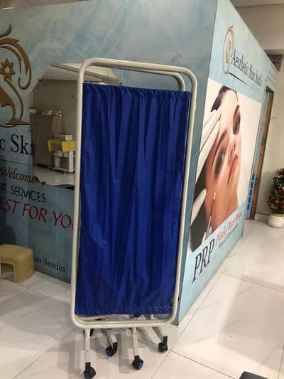 Curtain Partition