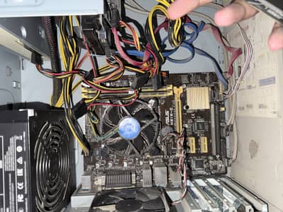 Gamming PC with monitor and other accessories