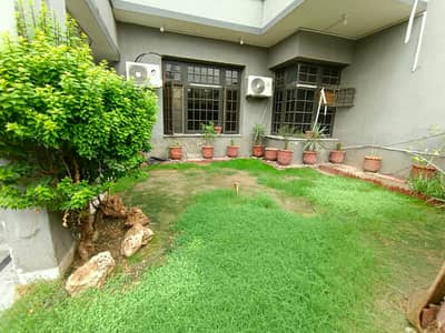Saeed Colony No. 2 Near To ideal location Lyllpur Galleria Mall Canal Road Faisalabad