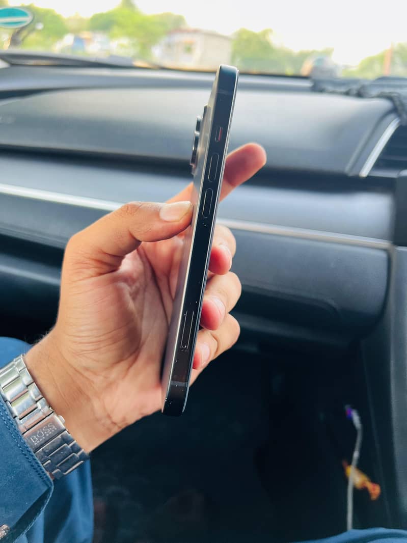 Apple iPhone 15 1