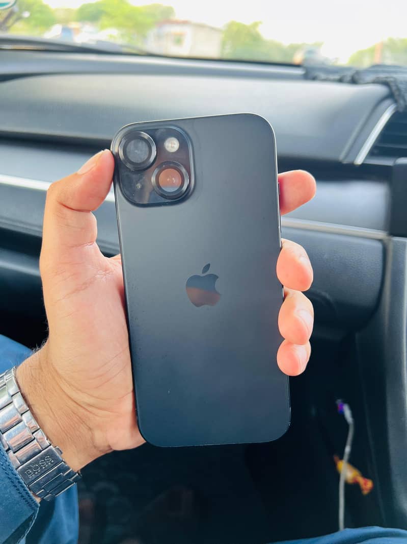 Apple iPhone 15 5