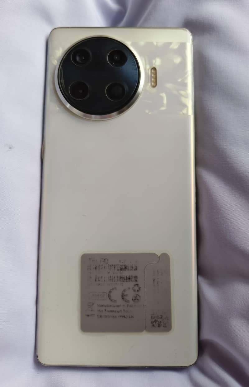 tecno spark 20 pro plus 3