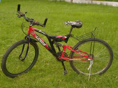 MOUNTAIN BIKE