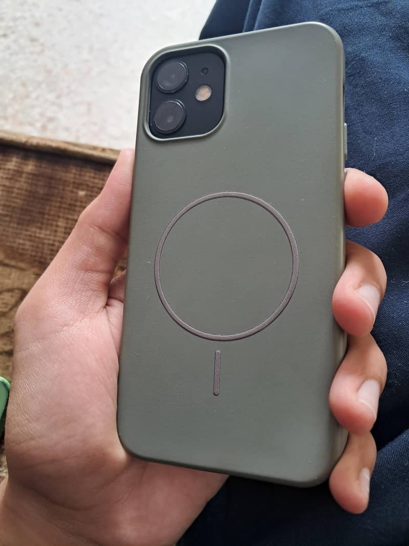 Apple iPhone 12 mini 10