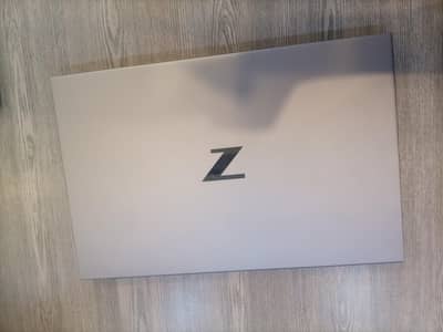 HP Zbook studio G8