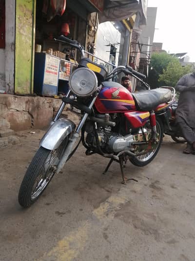 Honda 100cc For sale available