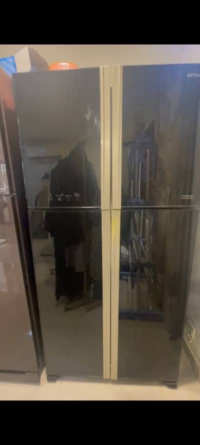 Selling four door Hitachi refrigerator invertor