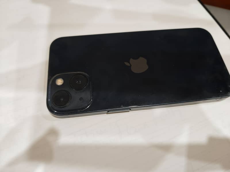 Apple iPhone 13 1