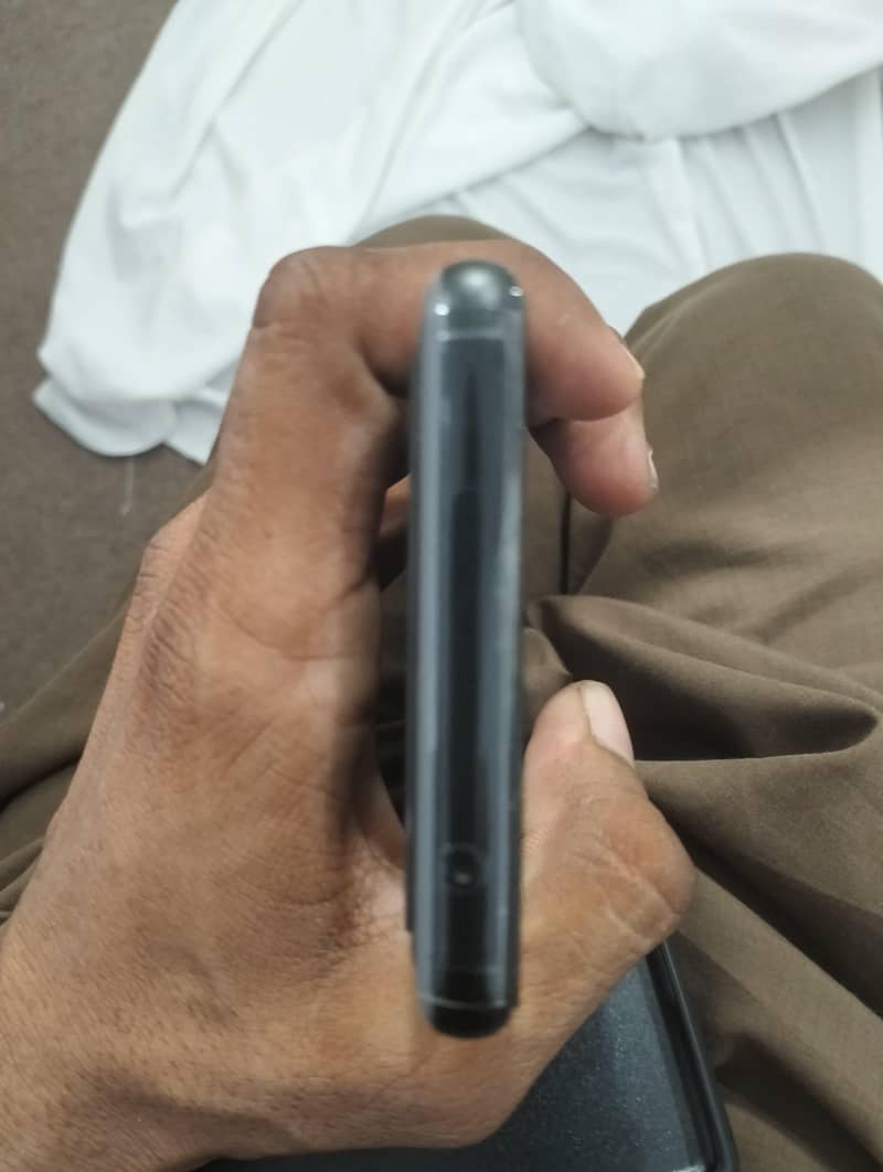 google pixel 6a 5