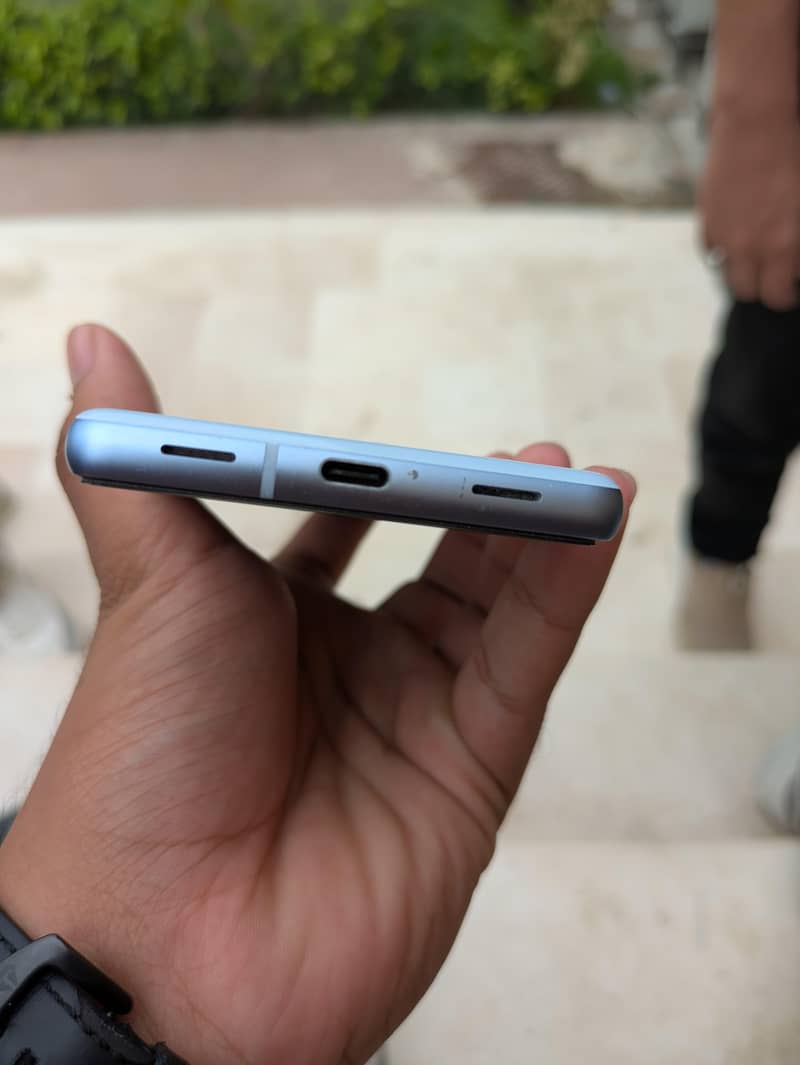 Google Pixel 7a 3