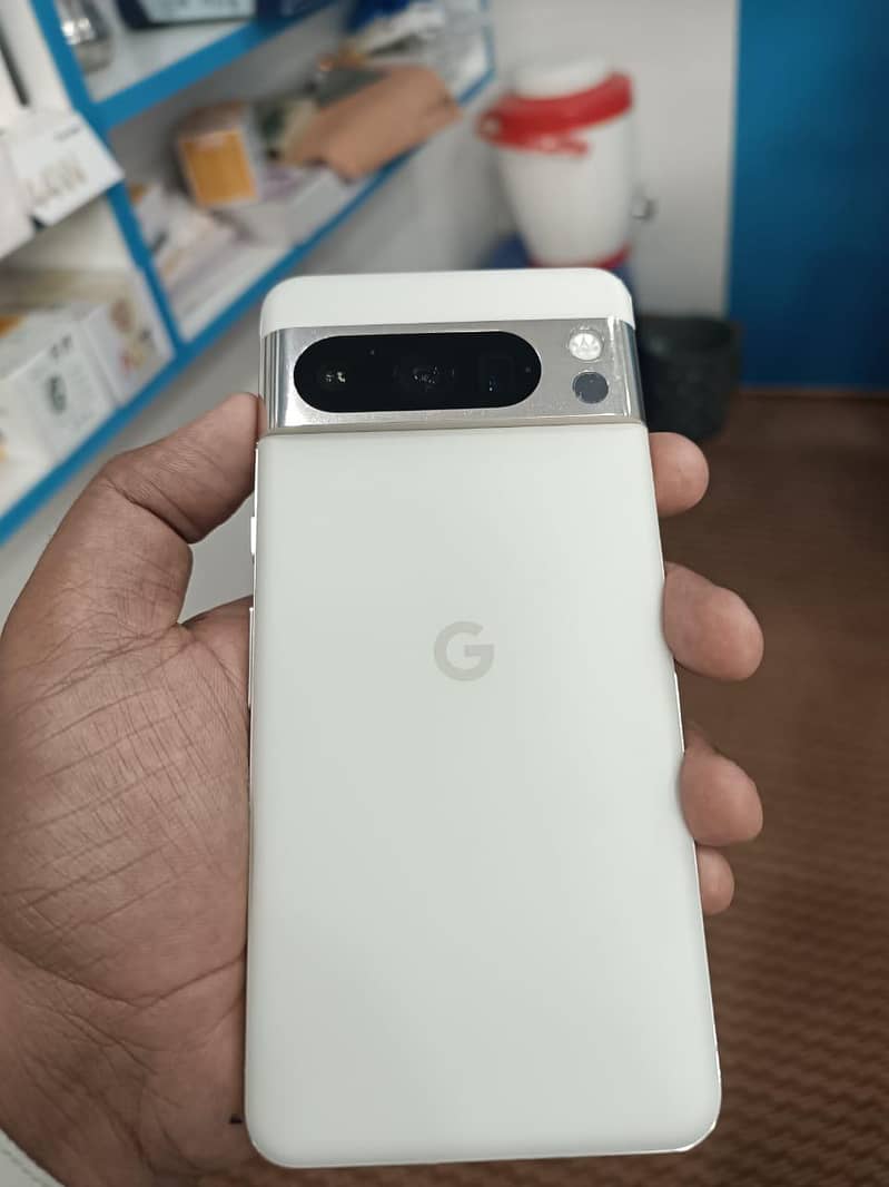 Google pixel 8 pro 2