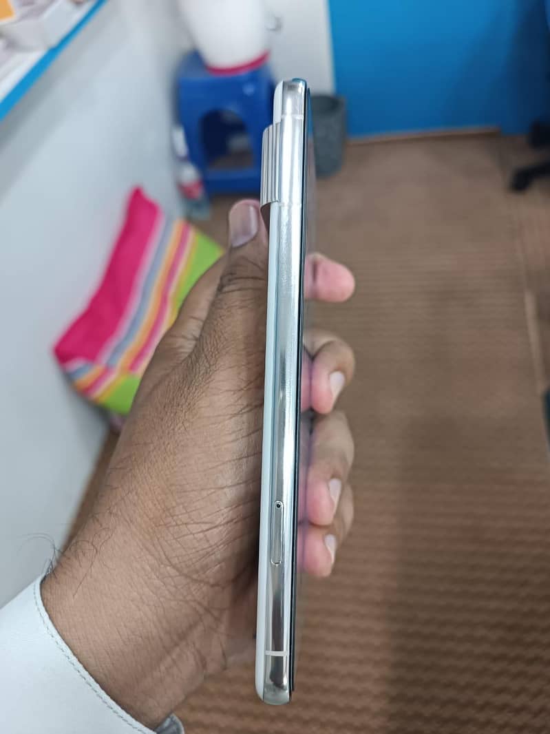 Google pixel 8 pro 7