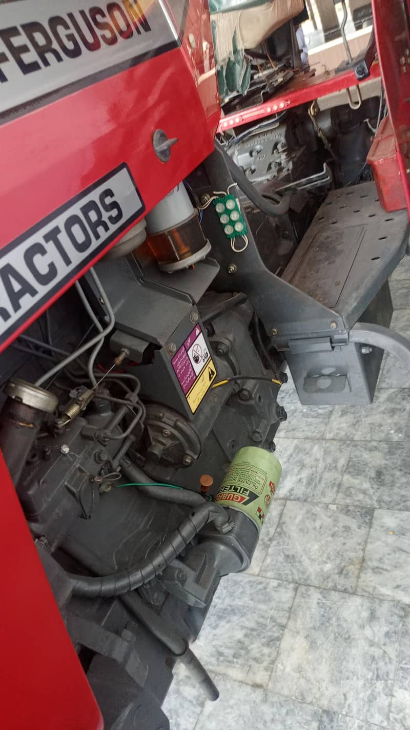 Massey 385 3