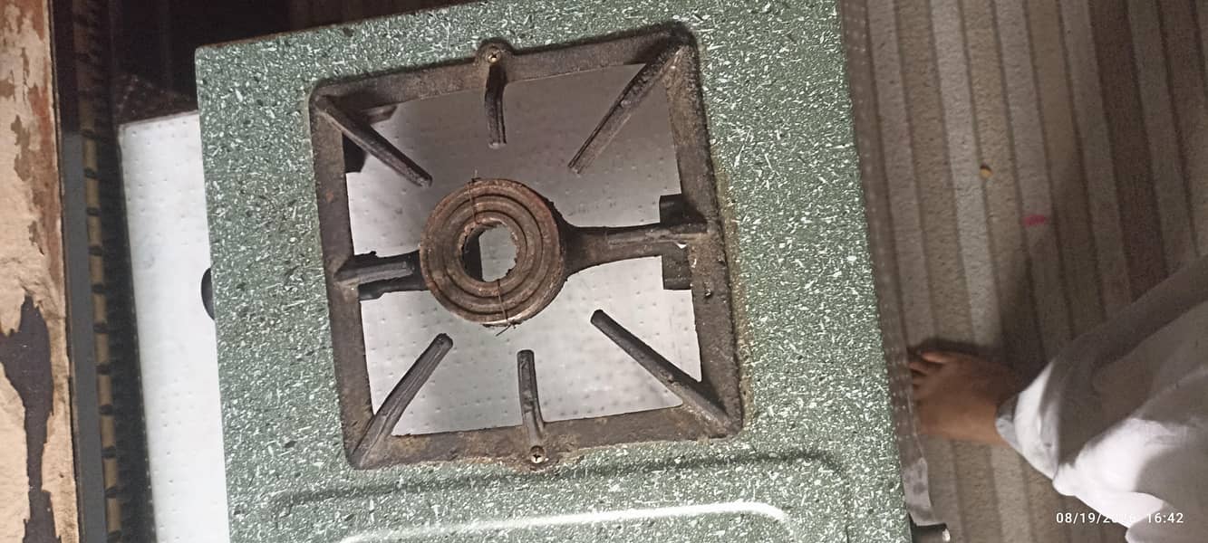 iron stove 3