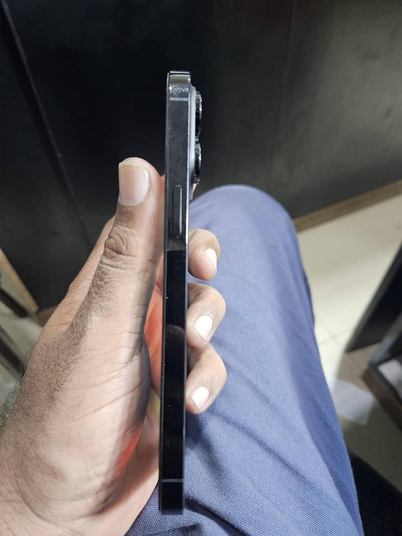 iphone 14pro max 3