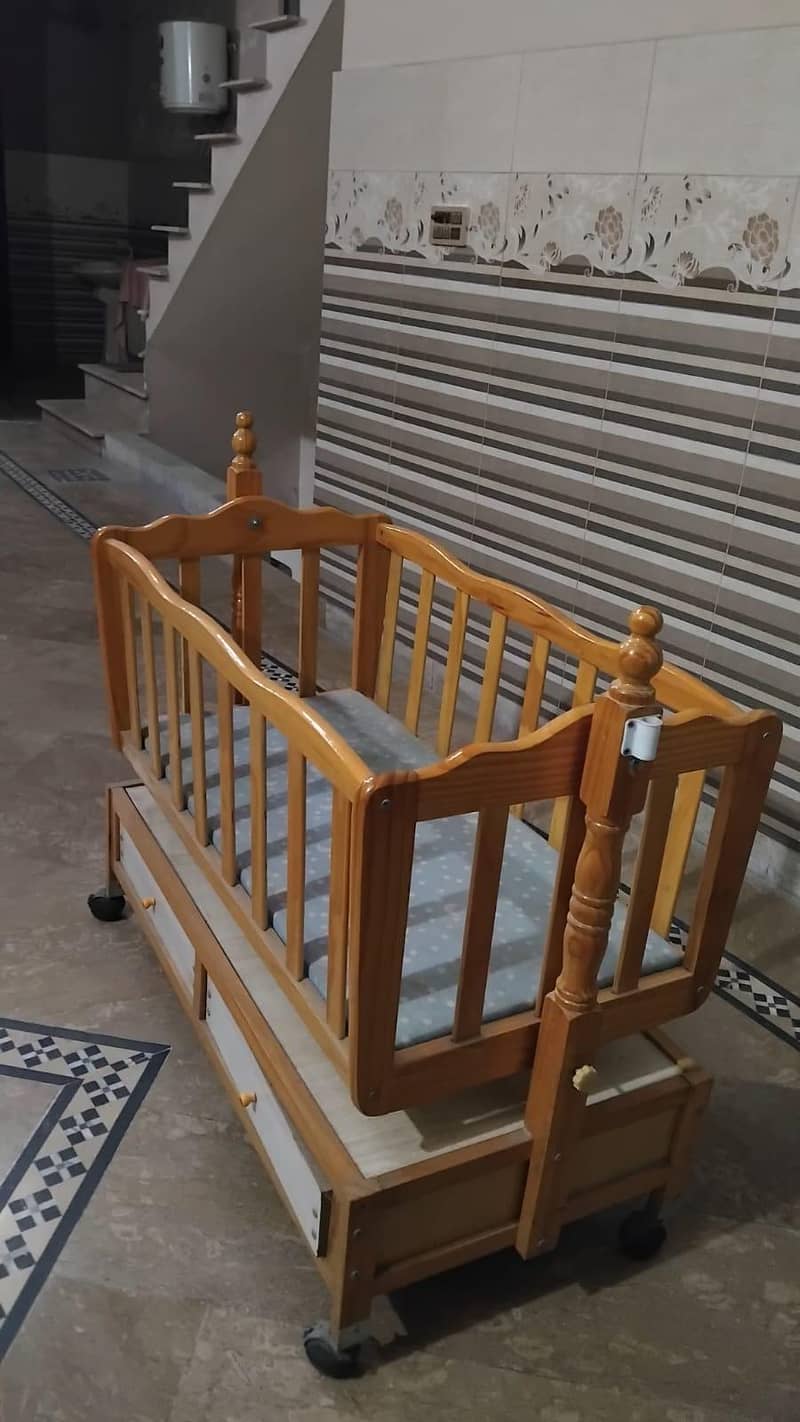 baby cot 0