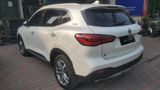 MG HS 2021