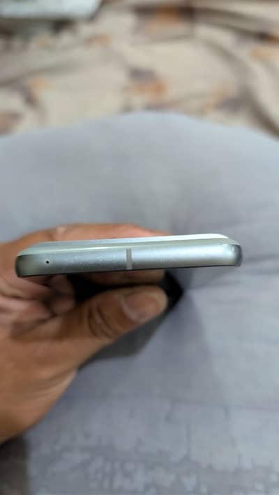 Google Pixel 8 official pta approved with charger