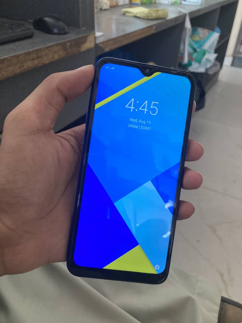Realme C2 1