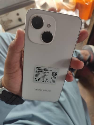 Tecno Spark C 4+2GB RAM 128GB 6000mAh PTA Approved - White - 10/10