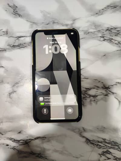 Apple iPhone 11