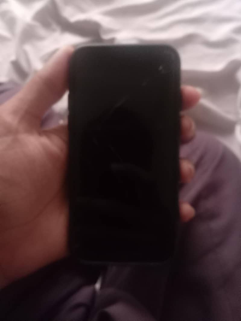 Apple iPhone 8 0