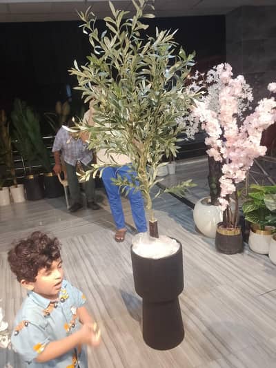Artificial plant for hom decoration