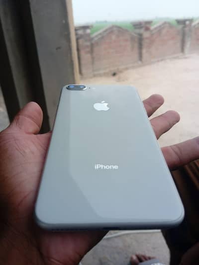 Apple iPhone 8 Plus