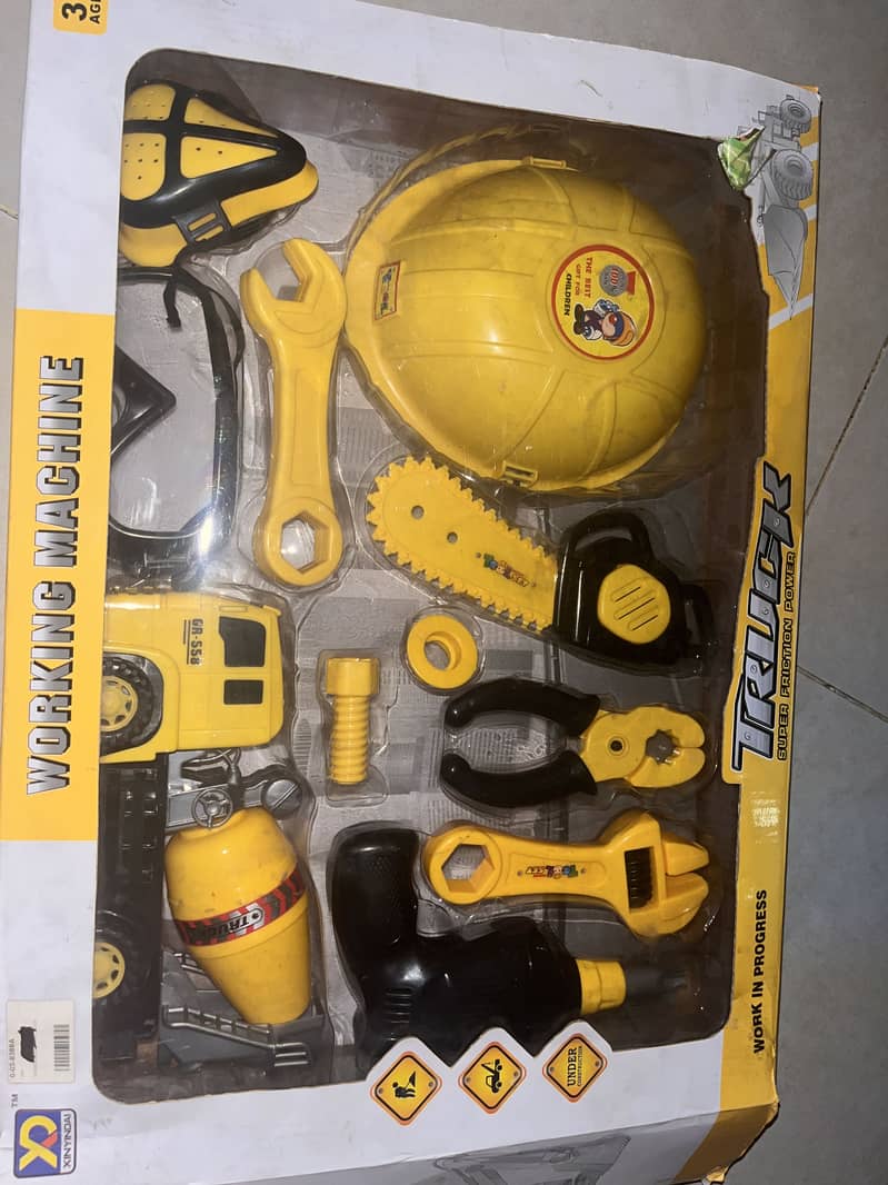 Construction toy set 1