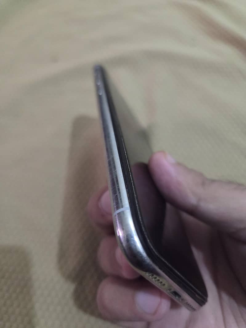 Apple iPhone X 7
