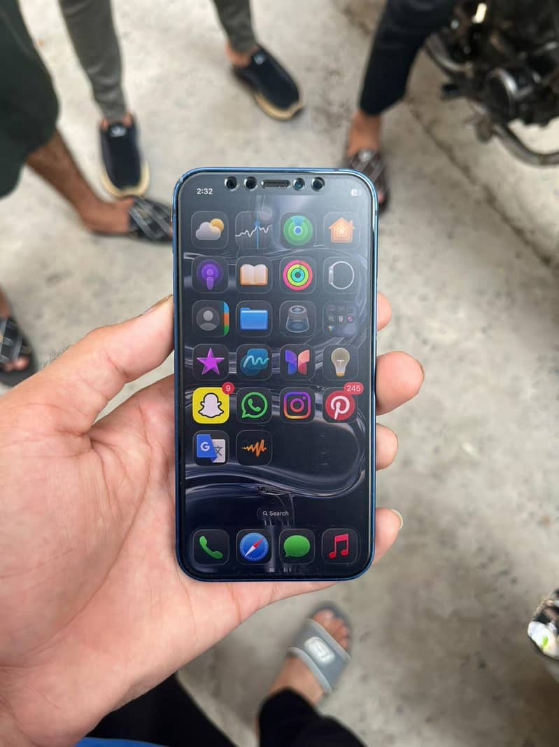 Apple iPhone 12 mini 2