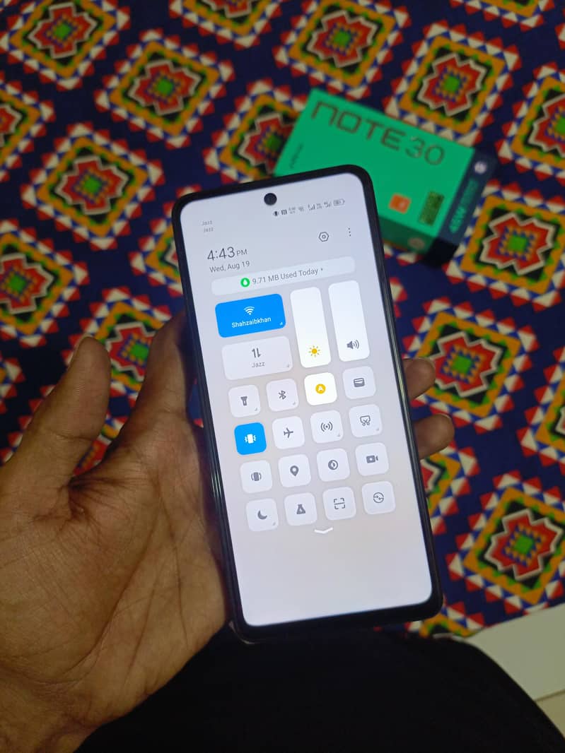 Infinix Note 30 7