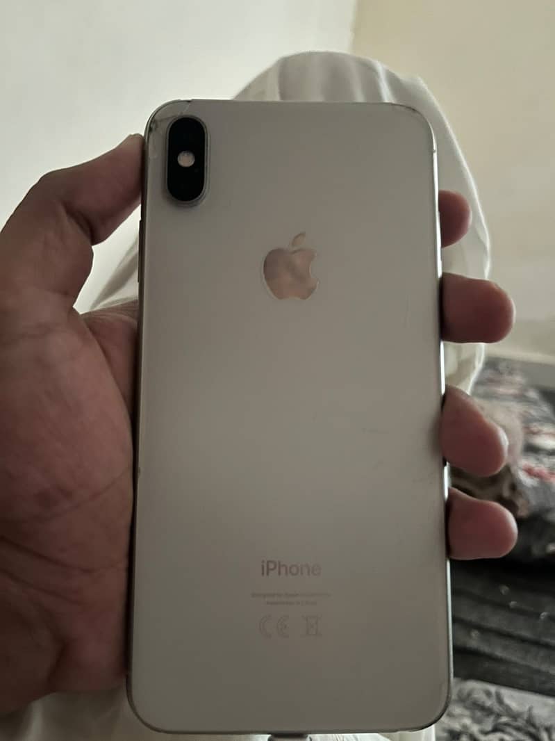 Apple iPhone XS Max 0