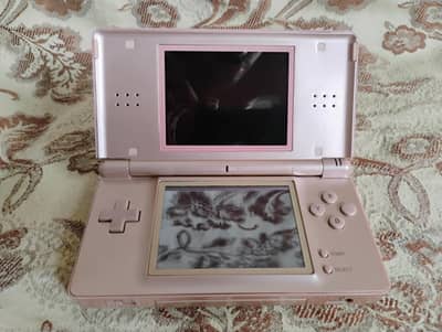 Nintendo DS lite (Uniqe Metallic Rose Colour) with (4 gb memory card)