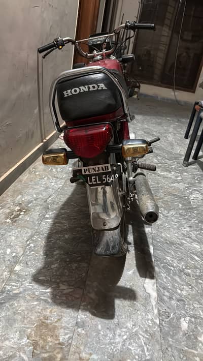 Honda cd70 red colour