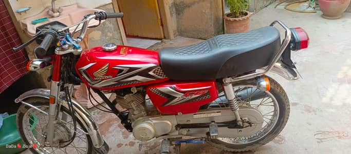 Honda 125 Black