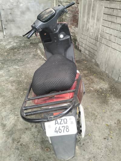eveon electric scooty