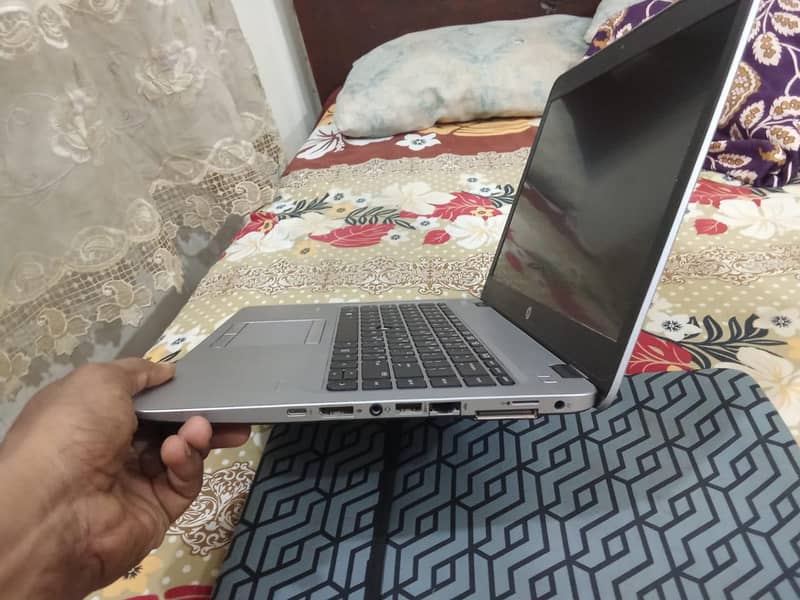 hp laptop 8