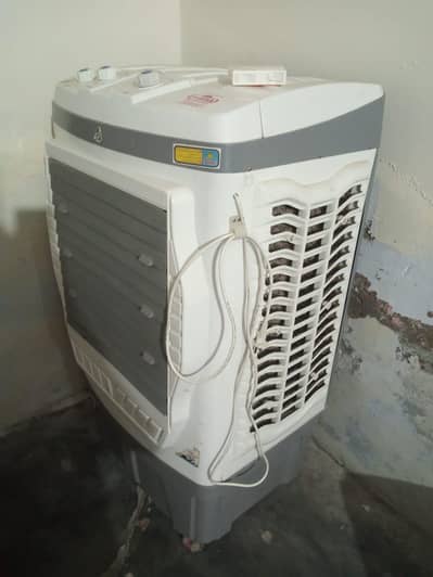 Used Air room cooler 10/10 condition for sale