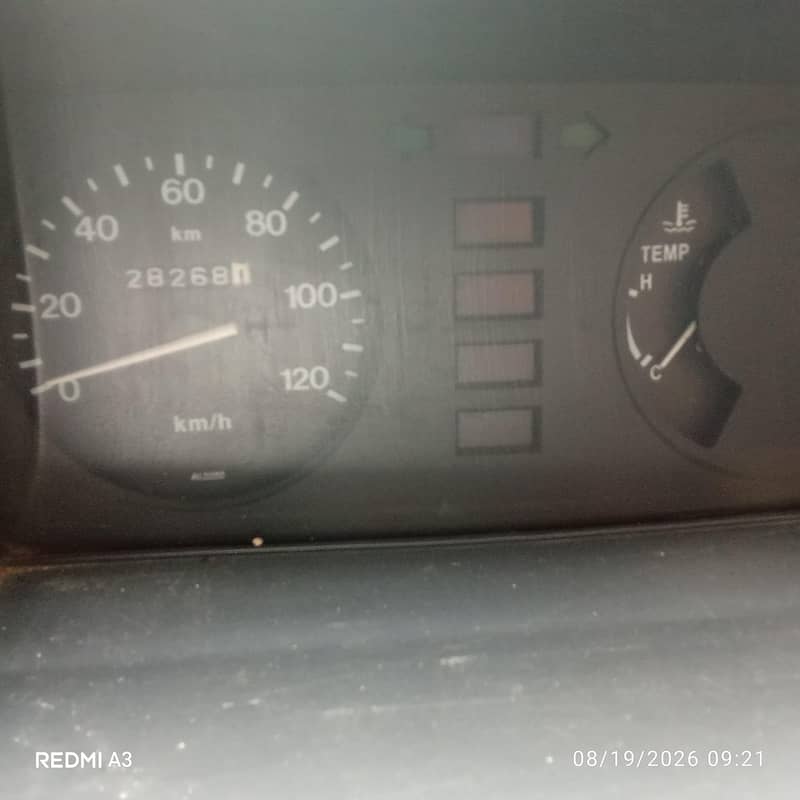 Suzuki bolan 1
