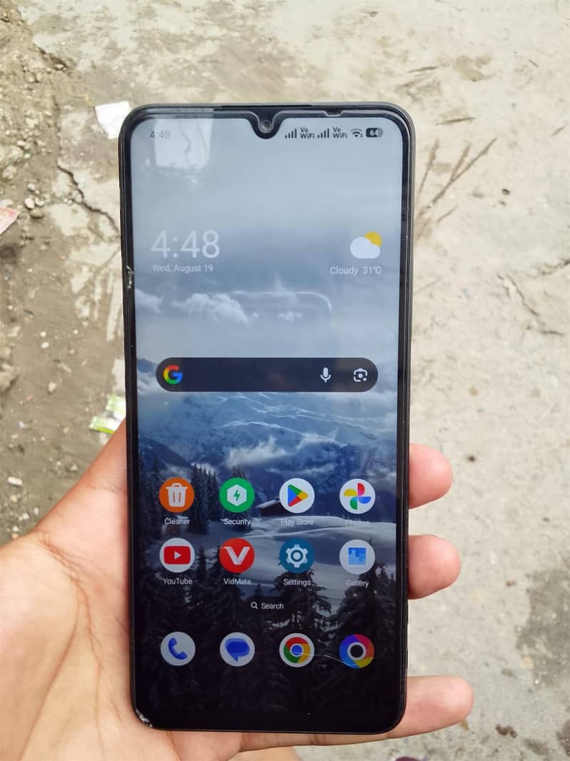 Poco c75 4